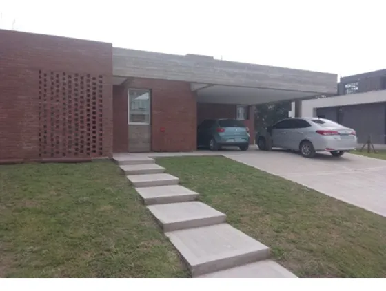 Casa Venta  Fincas De Alvarez  