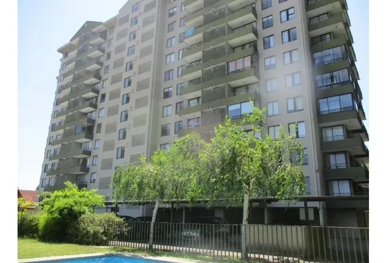 Departamento En Edificio Esmeralda