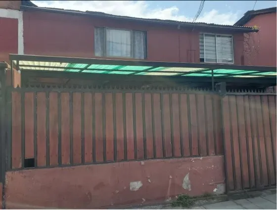 Remate De Casa De 3 D&#43;1b En Peñalolén - Oportunidad