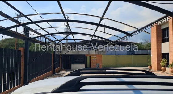 Espectacular  Galpon Industrial En Guatire.  Mls # 25-0005 Lp