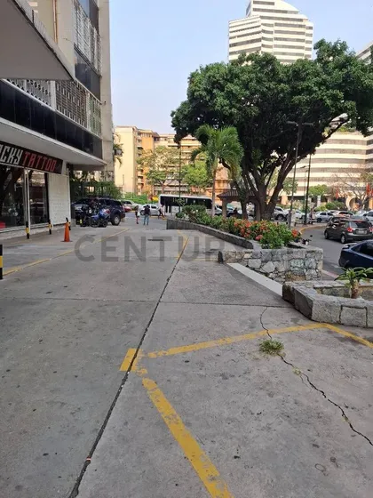 Pv - Alquiler Local Comercial Altamira