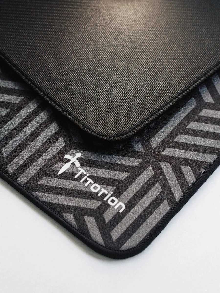 Mouse Pad Titorion Apex Control — 49x42cm, 4mm, preto hexágonos