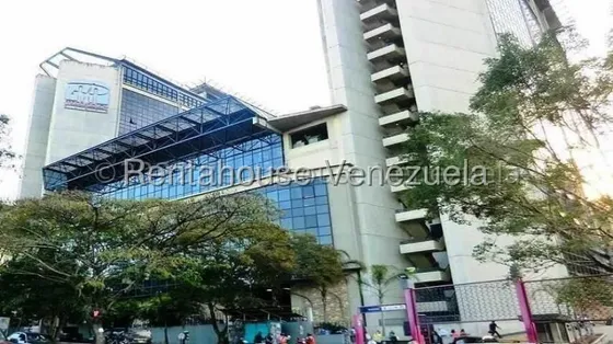 Oficina En Venta En El Centro Comercial Macaracuay Plaza Vp 26-16256