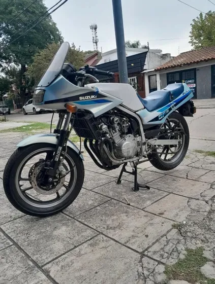 Suzuki Gf 250 4 Cilindros