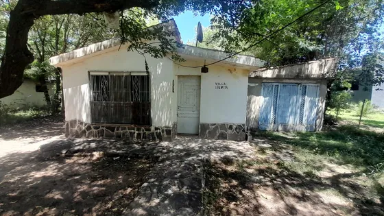 Casa 3 Ambientes A Refaccionar, Villa Quillinzo De Calamuchita. Oportunidad