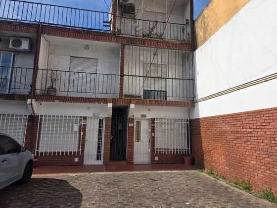 Departamento En Alquiler En Moron Centro