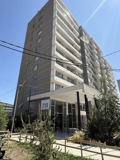 Departamento En Arriendo De 1 Dorm. 1 Estac. San Miguel