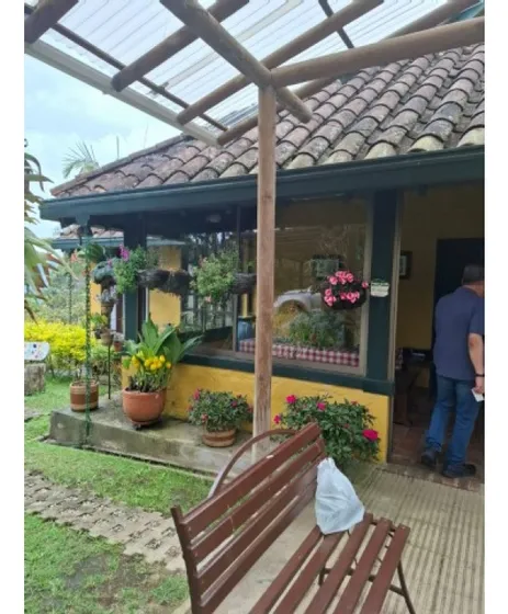 Rhbr-14849  Finca Guarne, Alto De La Virgen
