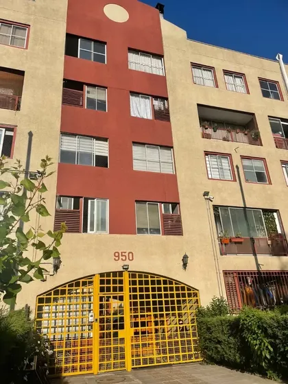 3 Dormitorios Y 1 Baño En 60mts2 En Seguro Condominio