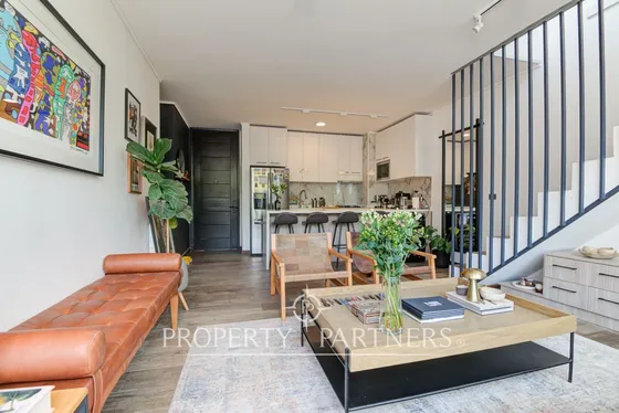 Dúplex Moderno En Entorno Residencial Privilegiado