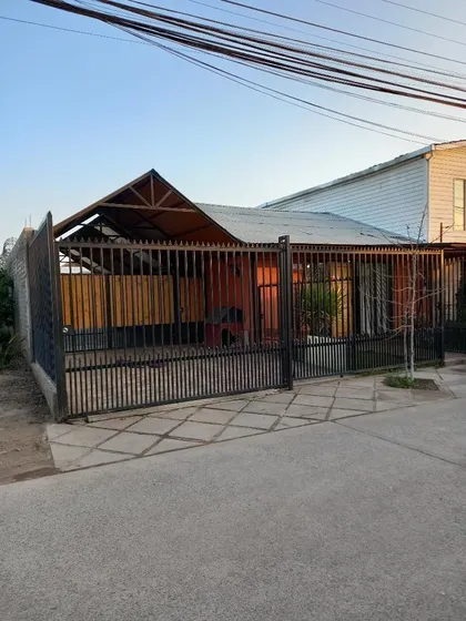 Casa Una Planta, Remodelada, Cercano Locomoción, Ubicacion