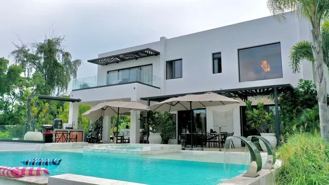 Casa En Venta En Altos De Arroyo Hondo Lll De 3 Habitaciones
