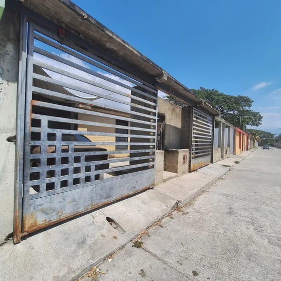 Casa En Res Los Palos Grandes Cod. Indic-2045