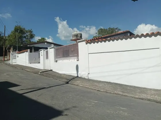 Casa Y Terreno En Venta, San Jose De Los Altos,municipio Guaicaipuro, Edo Miranda, L.ll