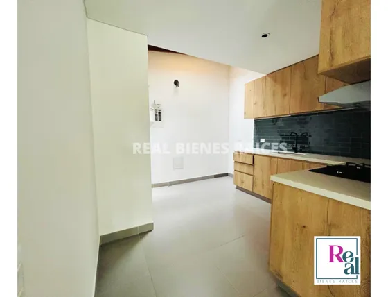 Casa Unifamiliar En Venta | Unidad Cerrada.