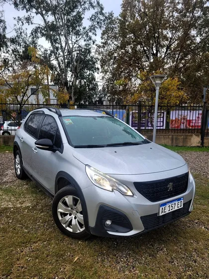 Peugeot 2008 1.6 Allure
