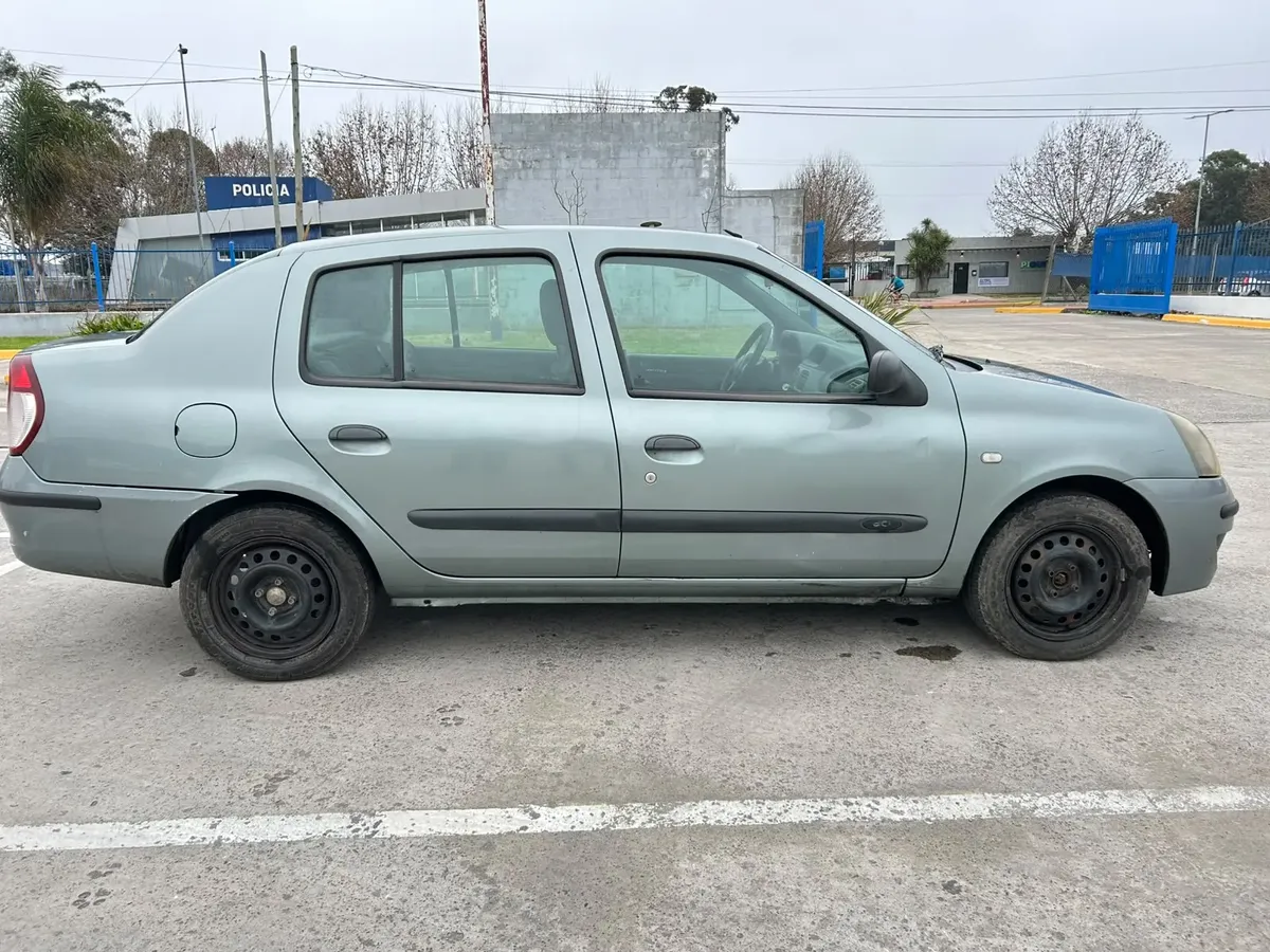 Renault Clio 1.5 Authent.533399461922744321