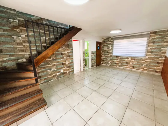Casa En Venta Comuna De Quinta Normal - 3d + 2b.