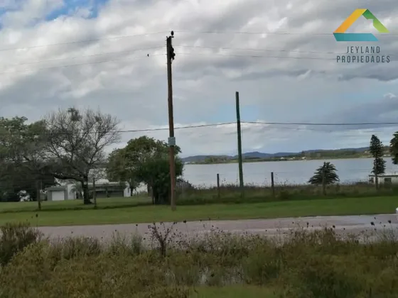 Se Venden Dos Terrenos Sobre Laguna De Los Cisnes (capuera)