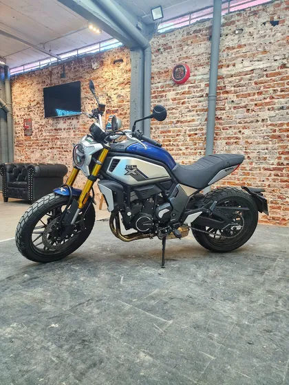 Cf Moto 700 Clx Heritage