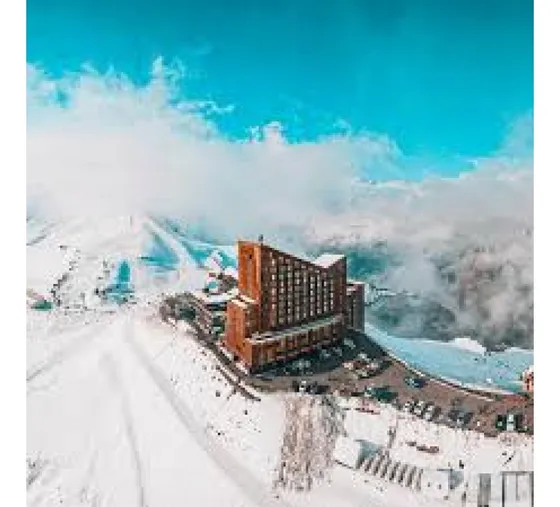 Valle Nevado / Amoblado / Resort Montaña