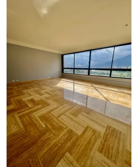 Vendo Apartamento 320m2 Lomas De Chuao 1621