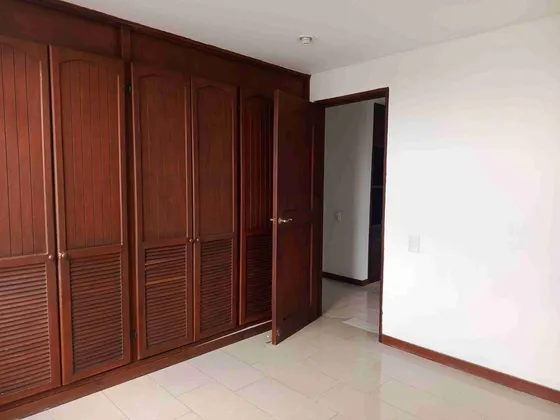 Apartamento En Arriendo Los Alpes - Pereira (279062226).