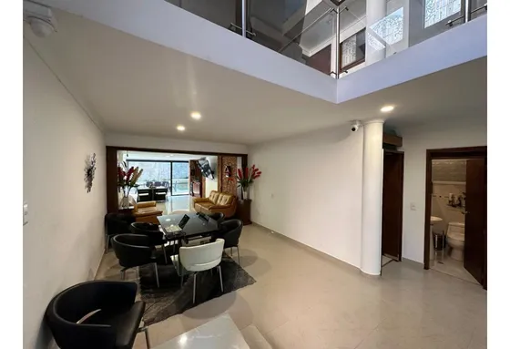 Casa En Venta En Urbanización, Cola Del Zorro, El Poblado