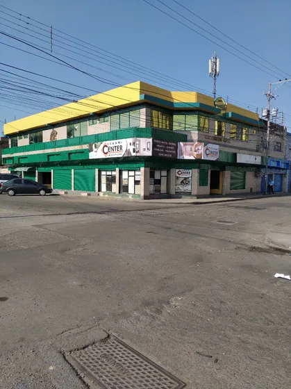 Venta De Un Local Con Doble Entrada, C.c.center Gucci, Maracay-centro