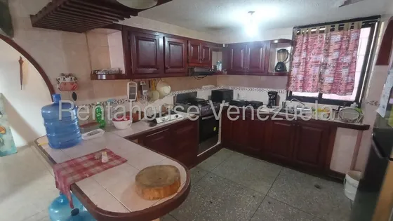 Daniela Linarez Vende Apartamentos Amplio Y Comodo En Excelente Zona De Cabudare Moderno Amplio Con Alta Seguridad Y Todos Los Servicios Basicos                                                        