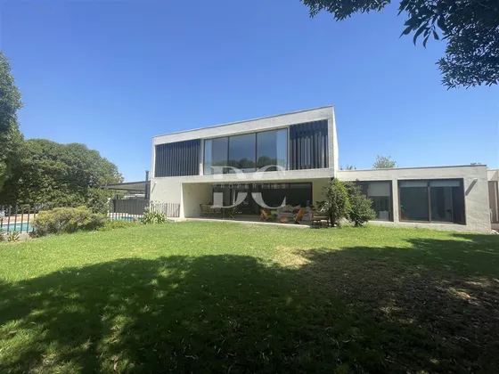 Casa En Arriendo De 4 Dorm. En Colina