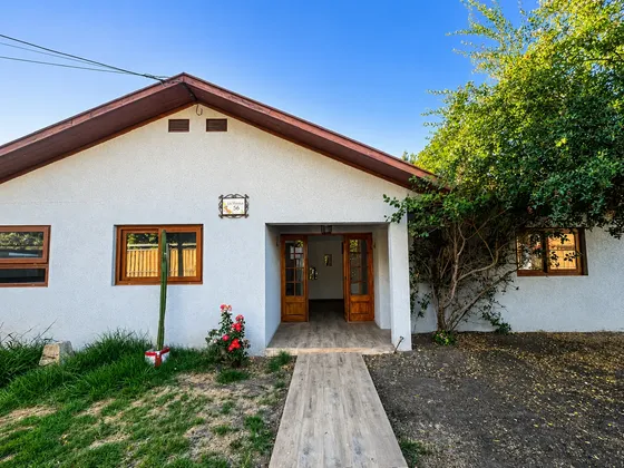 Venta Casa En Condominio, 1.000m2, Piscina Y Jardín, Sn Fdo.