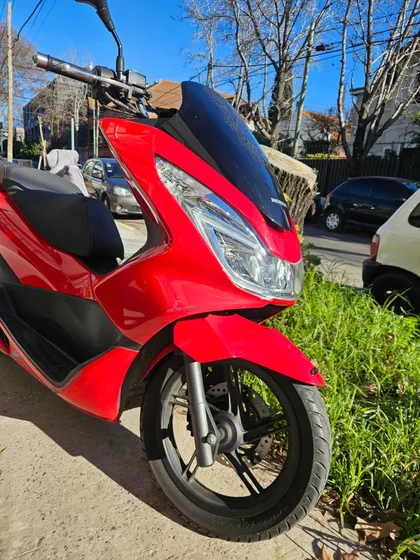 Honda Pcx Roja - Año 2018