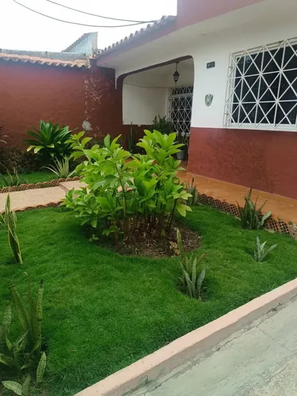 Casa En Venta En Fundación Mendoza Ls