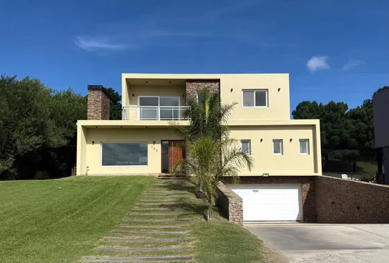 Casa  En Venta En Ecuestre, Costa Esmeralda, Costa Atlántica