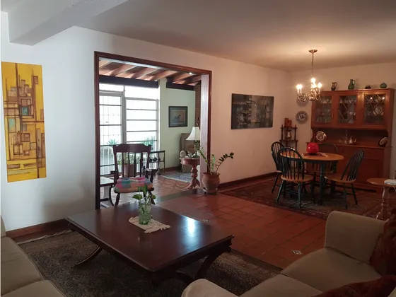 Casa En Venta Santa Inés De 2 Niveles,152m² C / 213m² T -jg/ws-