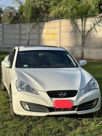 Hyundai Genesis 3.8 Coupe 300cv 6at