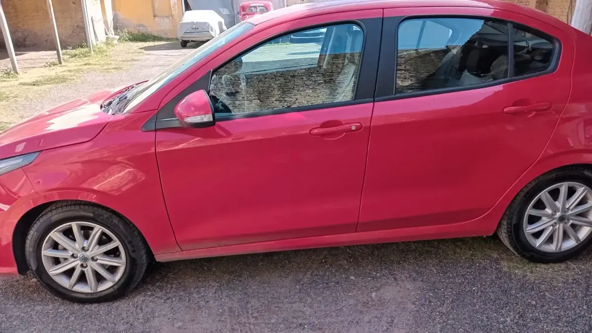 Fiat Cronos 1.3 GSE Drive with CNG525934953392384003