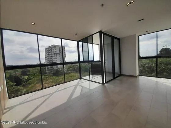 Apartamento En  Ciudad Jardin(cali) Rah Co: 25-458