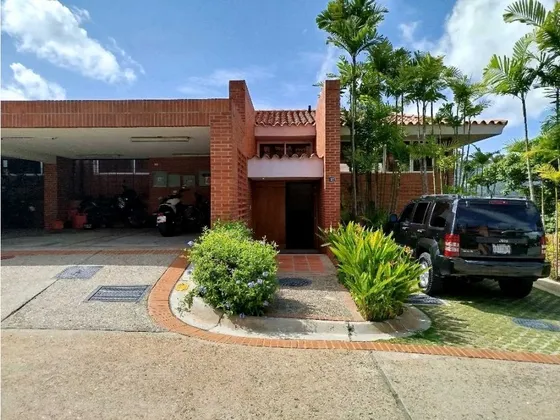 Casa En Venta En Caurimare Tepuy 410m2
