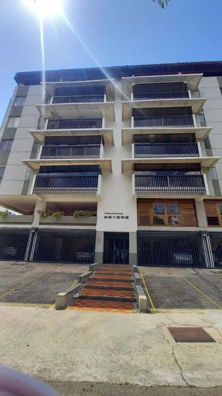 Venta De Apartamento En Cumbres De Curumo