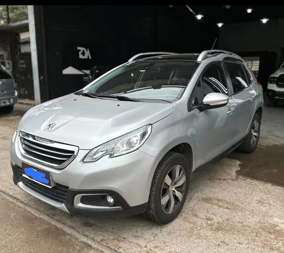 Peugeot 2008 Feline Tope De Gama Pantalla Touch Techo Impecable