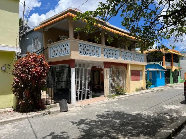 Dos Viviendas Independientes En Hato Mayor Del Rey