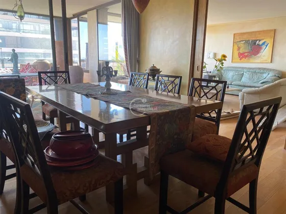 Departamento En Venta De 4 Dorm. En Las Condes