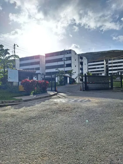 Apartamento En Alquiler En Urbanizacion.el Solar De La Quinta