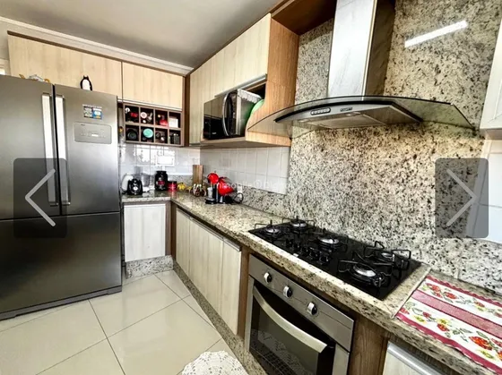 Vende-se Casa De 250m² Construídos, 4 Quartos (1 Suite) E 3 Vagas - Próximo Shopping Interlagos