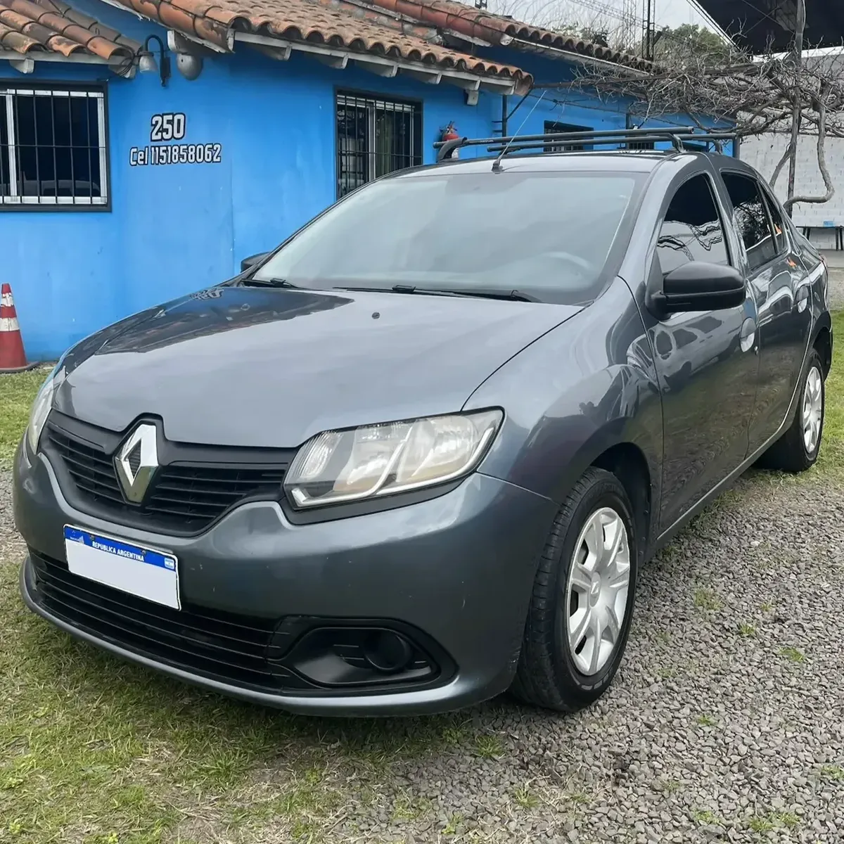 Renault Logan 1.6 8v