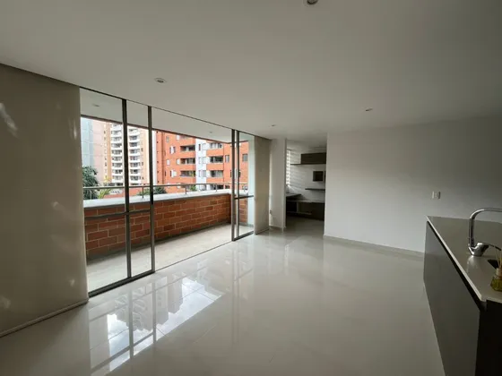 Apartamento 87 Metros 3 Hb. + Estudio Prlv Sexto Piso Bajó De Precio