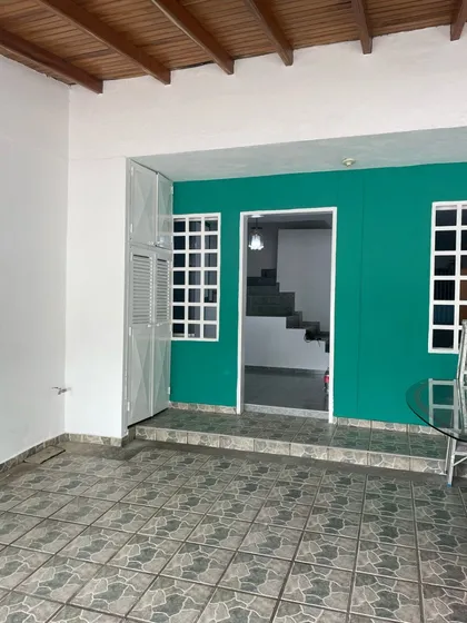 Xv, Casa Dos Plantas En Venta En Av Rotaria