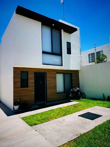 Casa En Venta La Reserva Celaya